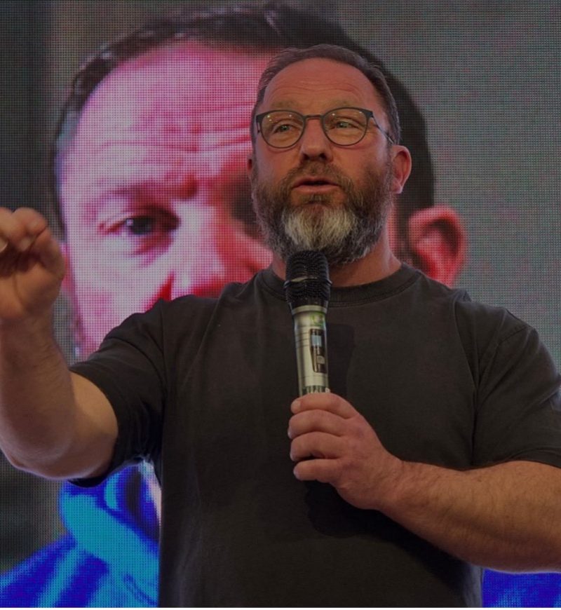 Michael Dowie: A Journey to Islam